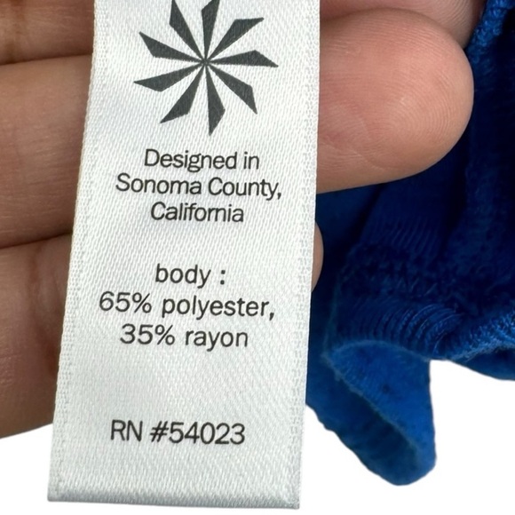 Athleta Twilly Boxy Crop Long Sleeve Lightweight Top Blue Size Large - Picture 5 of 6